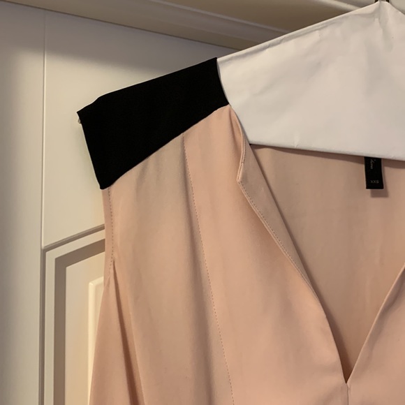 BCBG Max Azaria sleeveless blouse. Pink and black. Extra extra small. Long back - Picture 3 of 6